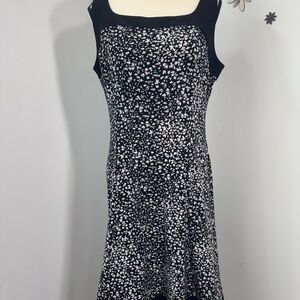 Chaps L Black And White Floral Sleeveless Comfy Dress Day And Night